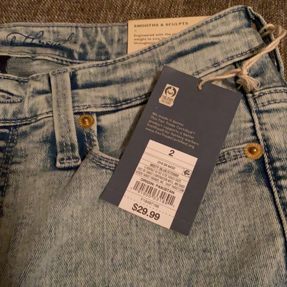 High Rise Skinny Jeans - Picture 2 of 4